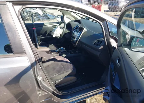 2014 Nissan Leaf Sv z USA, uszkodzony, nr VIN 1N4AZ0CP7EC339384